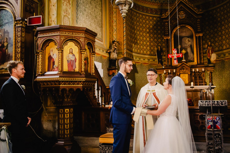 svatební fotograf Praha,svatba střední čechy, církevní obřad, svatba v kostele, nejhezčí svatební fotografie-2359
