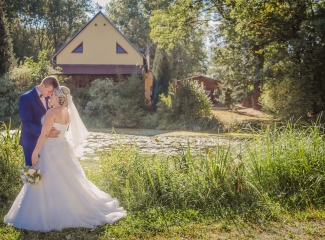 svatební fotograf zámek Mníšek pod Brdy, svatba na zámku, letní nejkrásnější zámecká svatba, Bára a Ondra-125