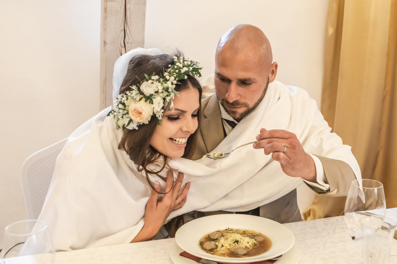 Svatební-fotograf-Dvůr-Pecínov-Benešov-9489