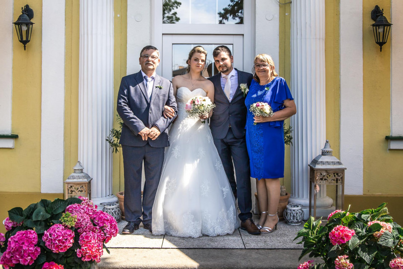 Svatební-fotograf-Nymburk-5657