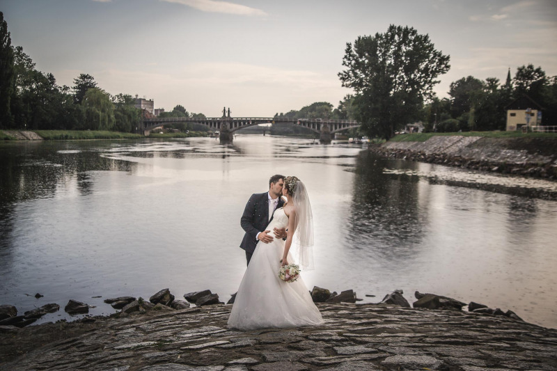 Svatební-fotograf-Nymburk-6236